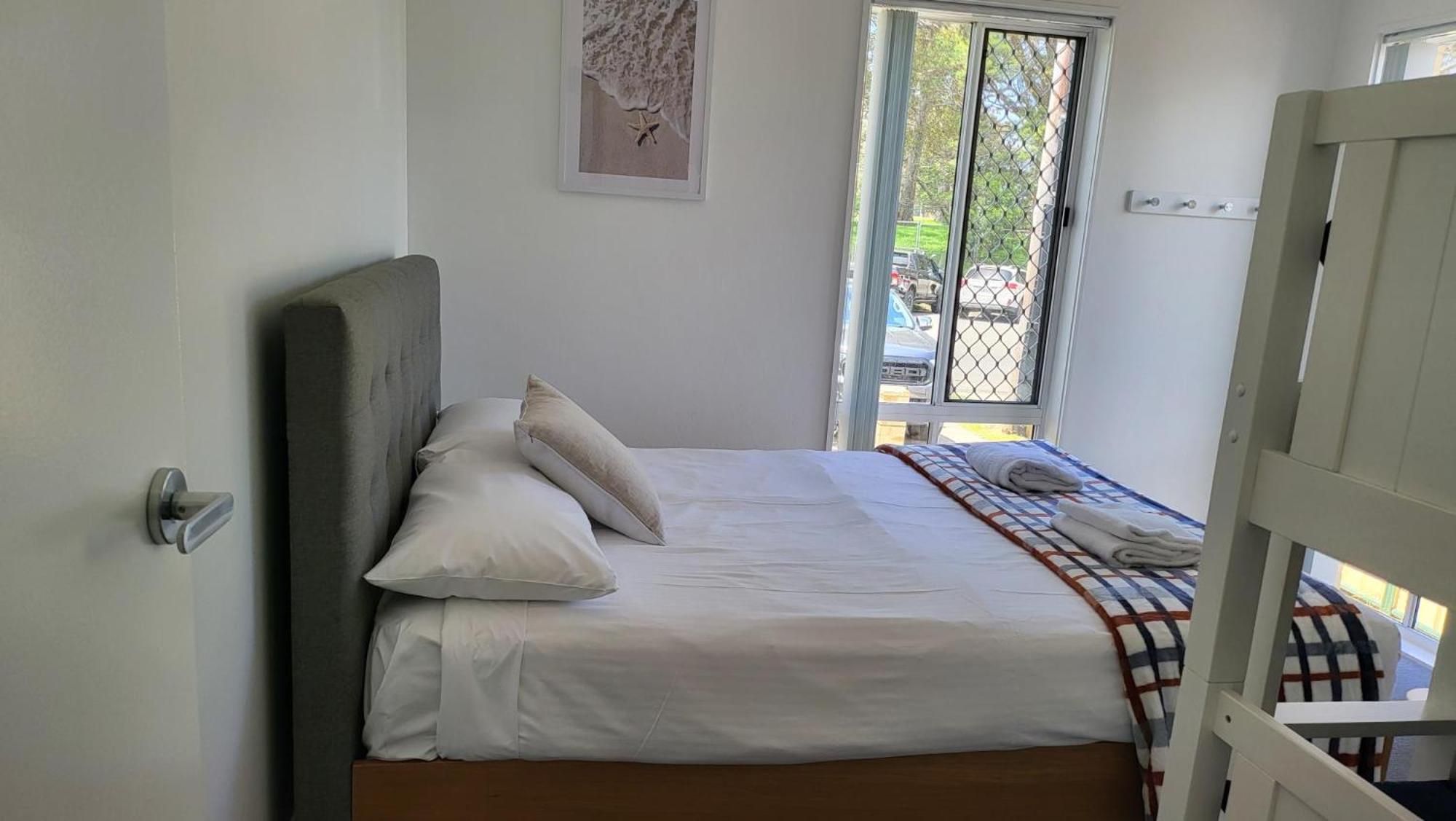 Husky 19 Beautifully Appointed Apartments - Great Location - In The Heart Of Husky 허스키슨 외부 사진